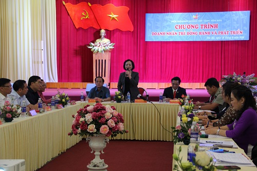 Đồng chí Bí thư Tỉnh ủy, Chủ tịch HĐND tỉnh Phạm Thị Thanh Trà làm việc với Hội Doanh nhân trẻ tỉnh